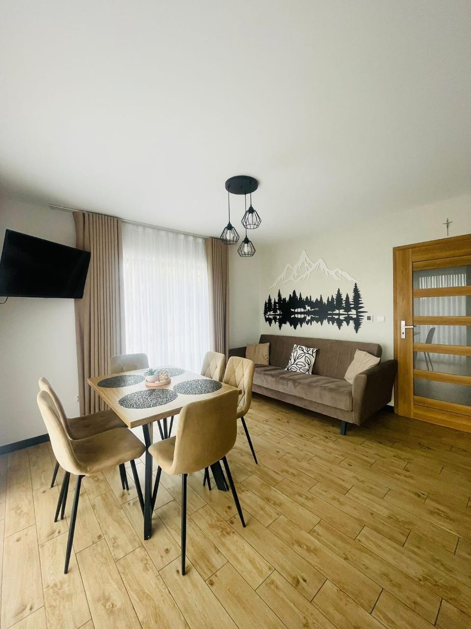 Living room, Seating area, Dining area