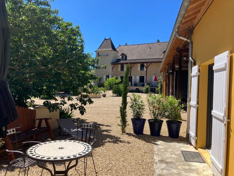 Patio, View (from property/room), Inner courtyard view