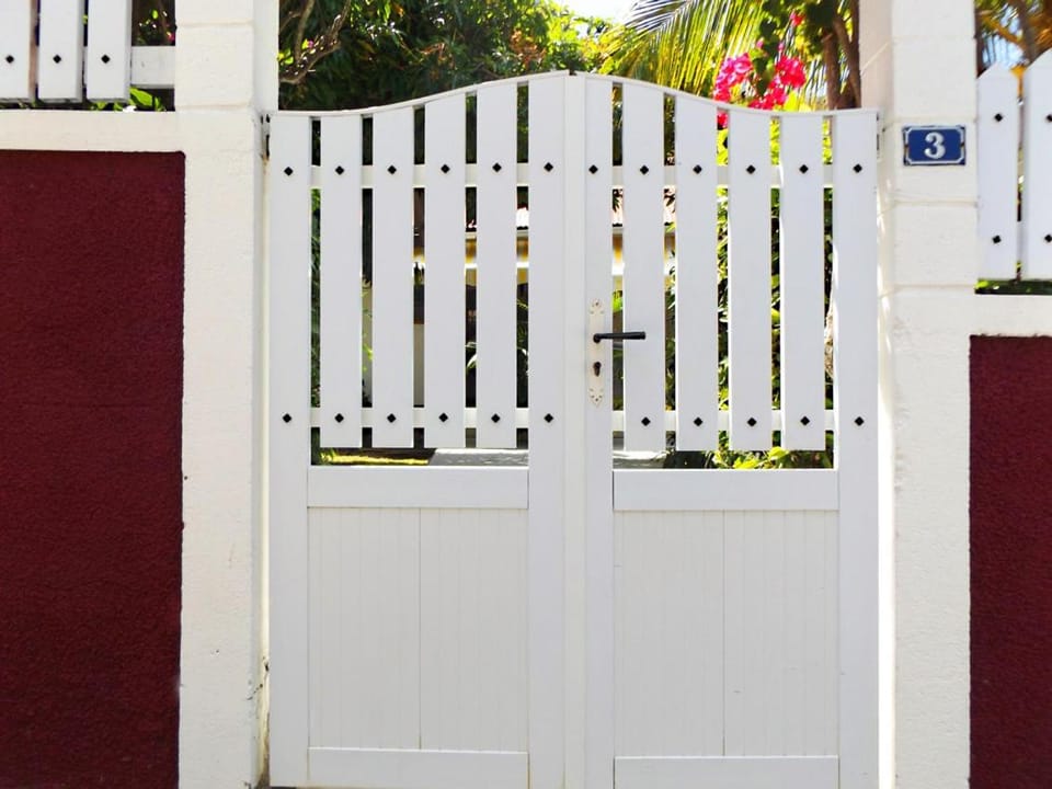 Résidence Cassin Nicol Apartment in Leeward Islands