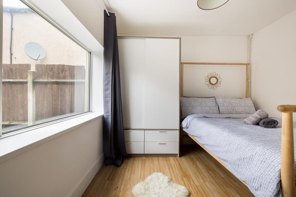Bed, Bedroom, wardrobe