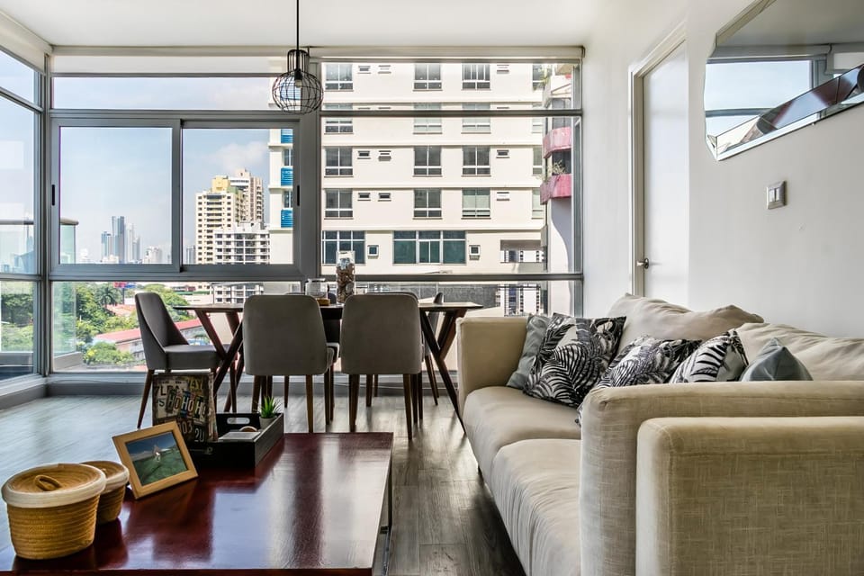 Living room, Seating area, Dining area
