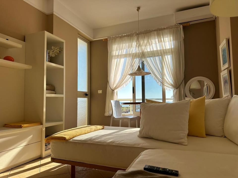 Beach View! Seaside Apartment Apartment in Tirana County, Albania
