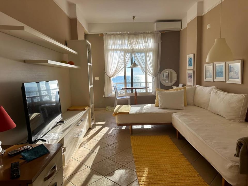 Beach View! Seaside Apartment Apartment in Tirana County, Albania