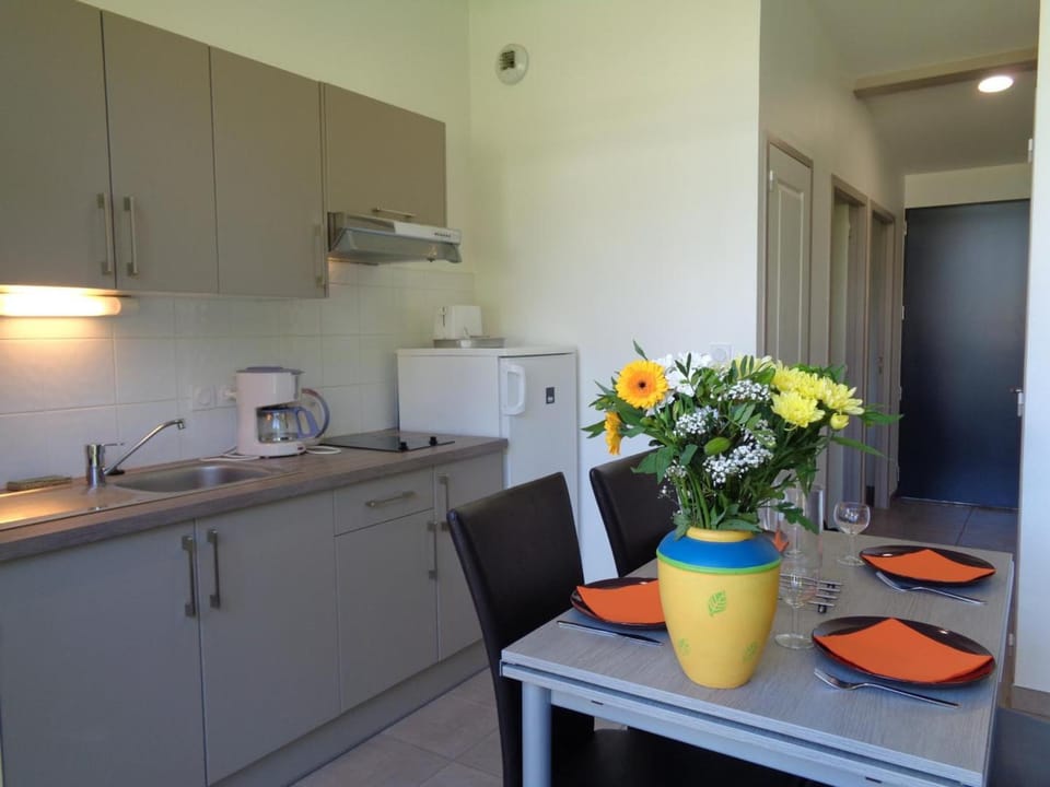 Chalet paisible en bord d'étang - Animaux acceptés - FR-1-496-88 House in Auvergne-Rhône-Alpes
