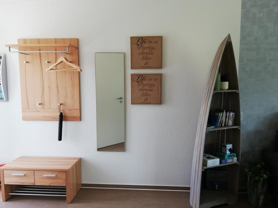 TV and multimedia, wardrobe