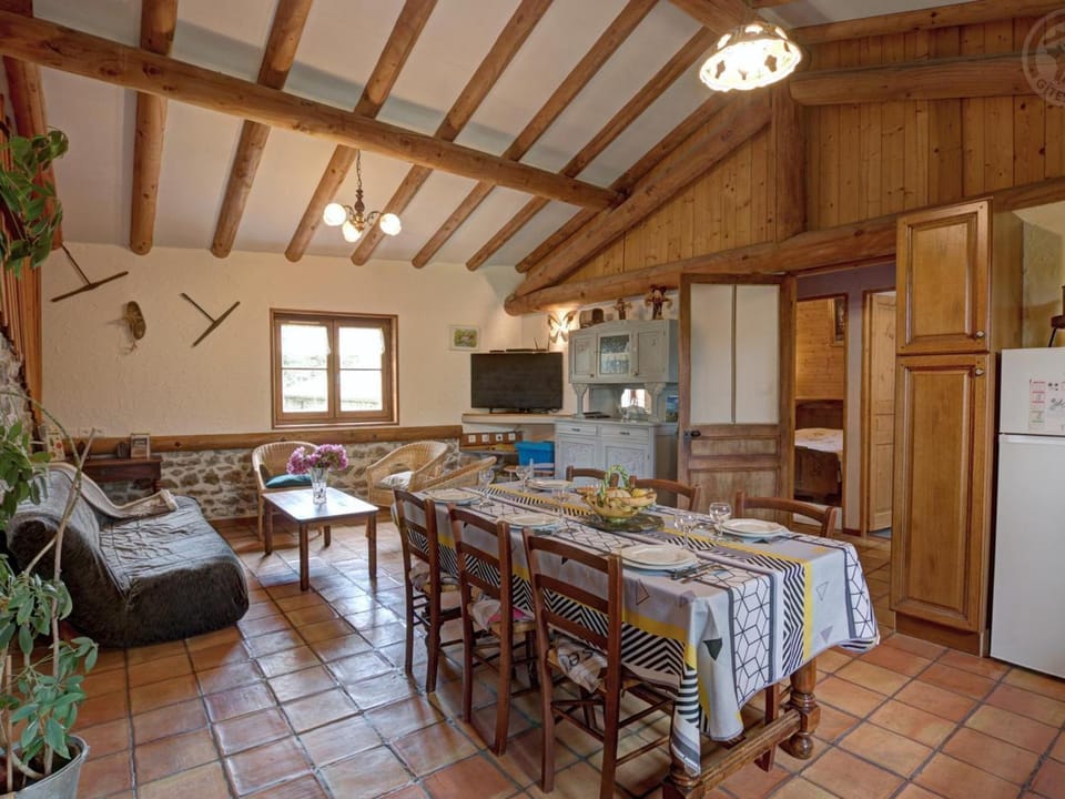 Gîte éco-responsable 6 pers. proche ski à Chalmazel - FR-1-496-98 House in Auvergne-Rhône-Alpes