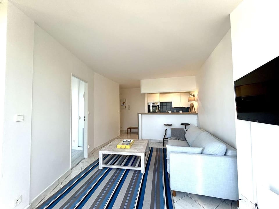 Appartement calme avec terrasse à 2 pas de la plage Benoît, 2 pièces, 4 couchages, La Baule - FR-1-245-103 Apartment in Le Pouliguen