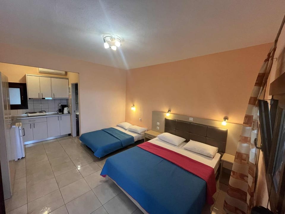 Sissy's Suites San Antonio Beach Potos Thassos Apartment in Thasos