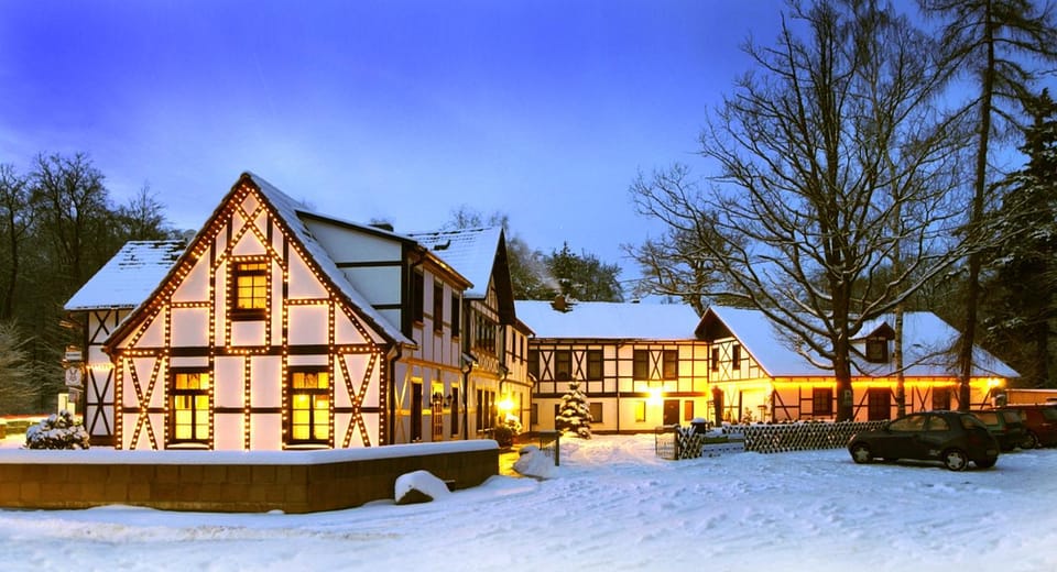 Property building, Facade/entrance, Winter