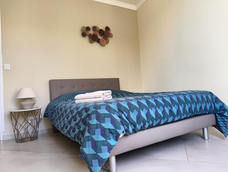 HOSTEL MEYERBEER - Rooms and Apartments Hostel in Nice