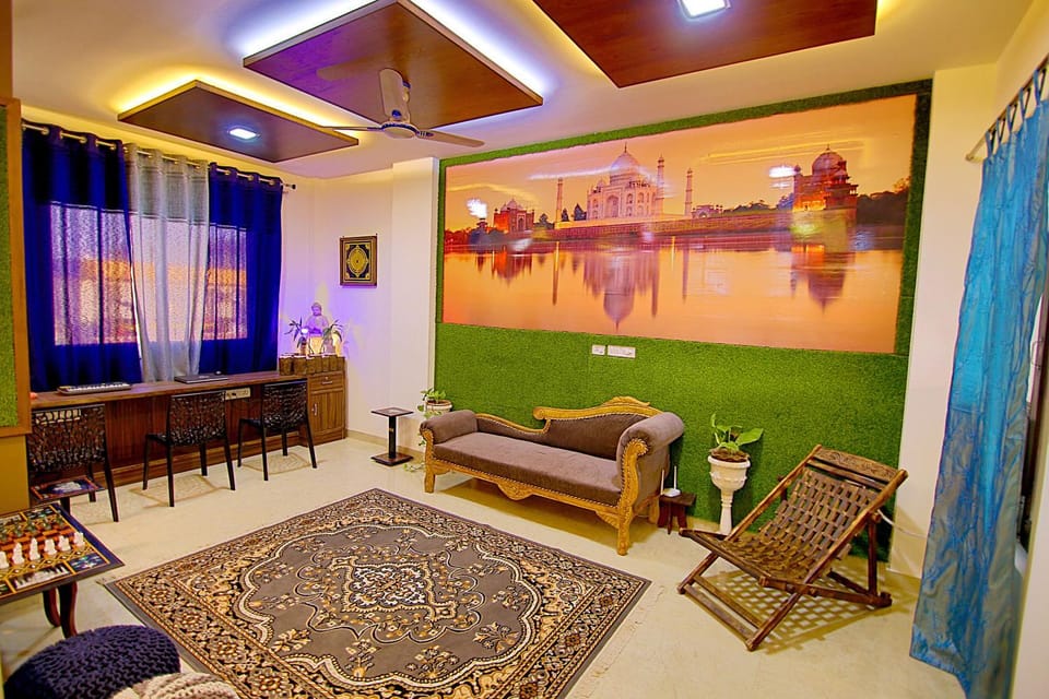 Living room, Lobby or reception, Seating area, Internal: Not applicable to any particular room