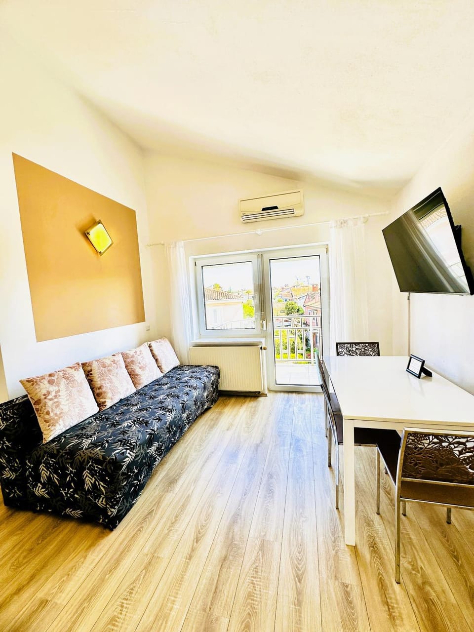 Maja - Apartment 1 Bed and Breakfast in Istria County