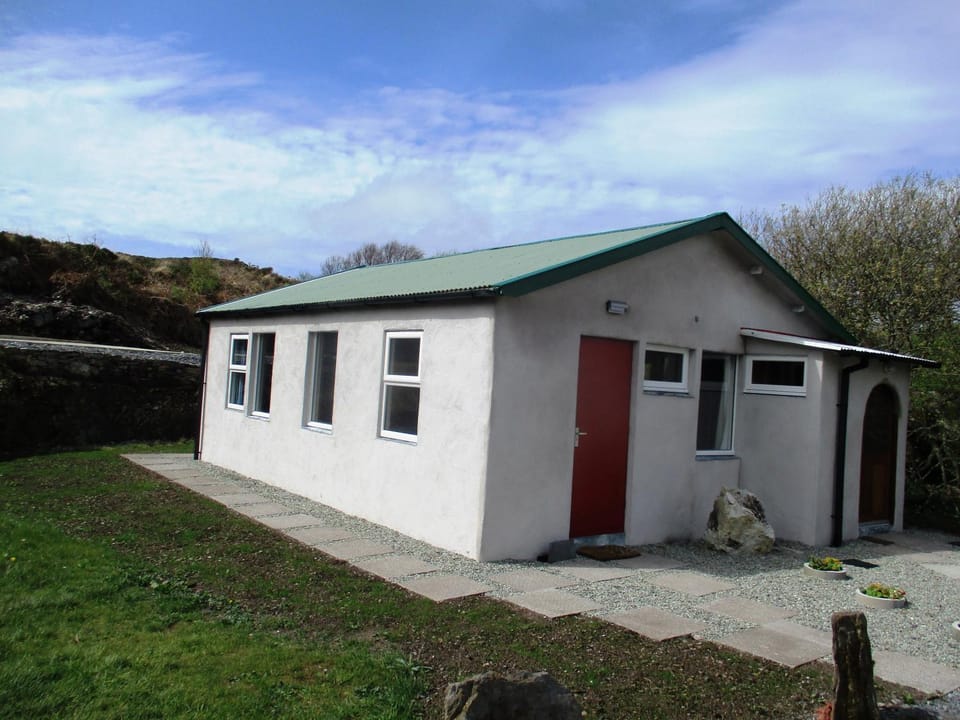 House of Quartz House in County Cork
