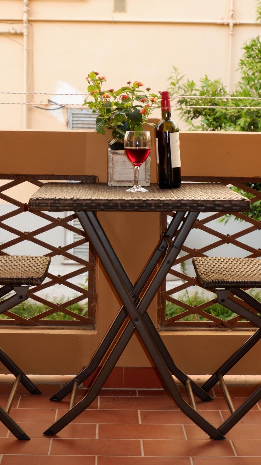Balcony/Terrace, Alcoholic drinks