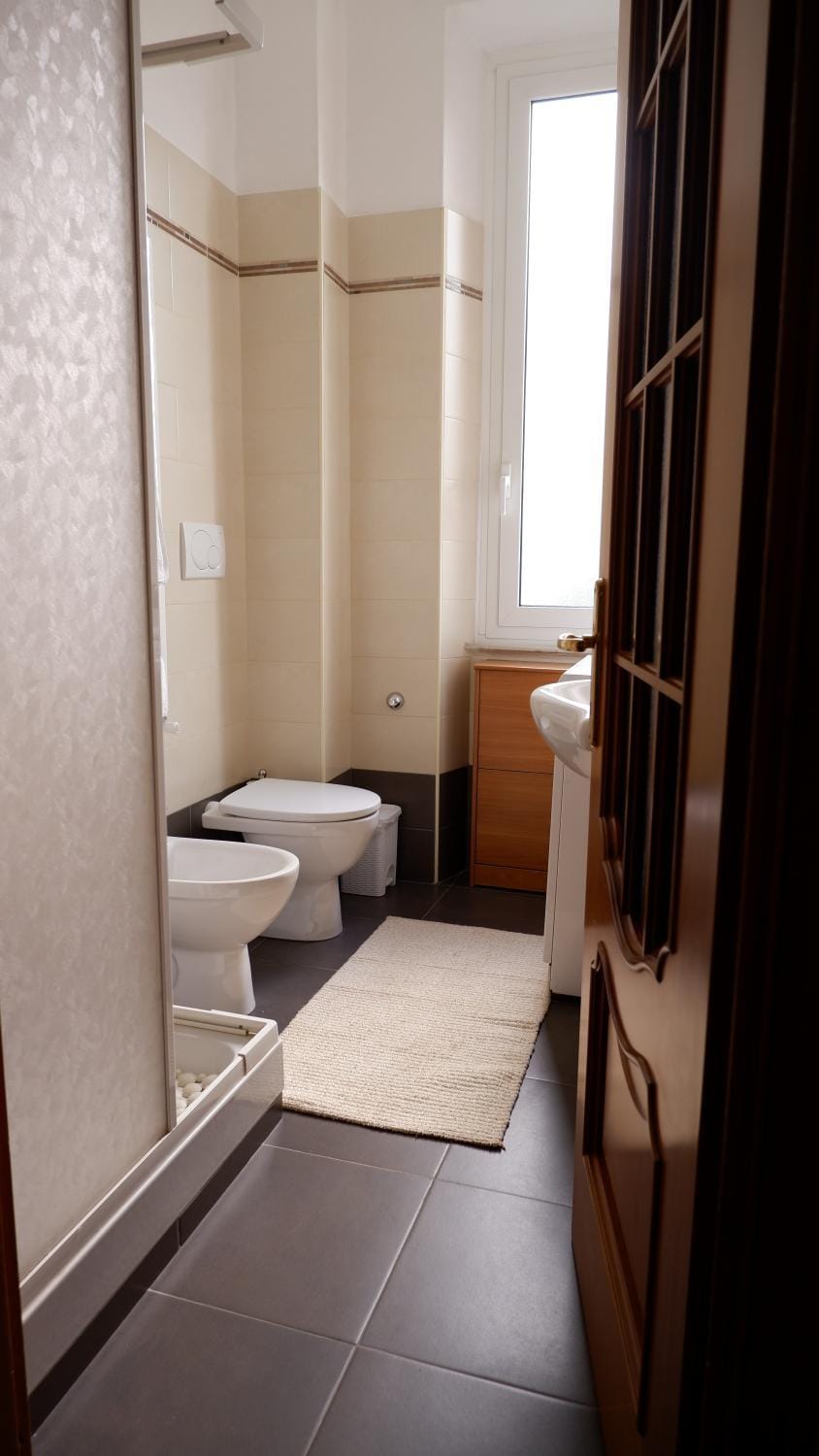 Shower, Toilet, Bathroom