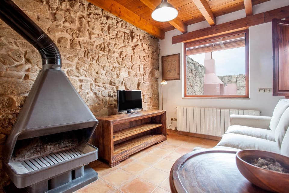 RUSTIKALPUENTE Casa de BALDOVAR House in Valencian Community