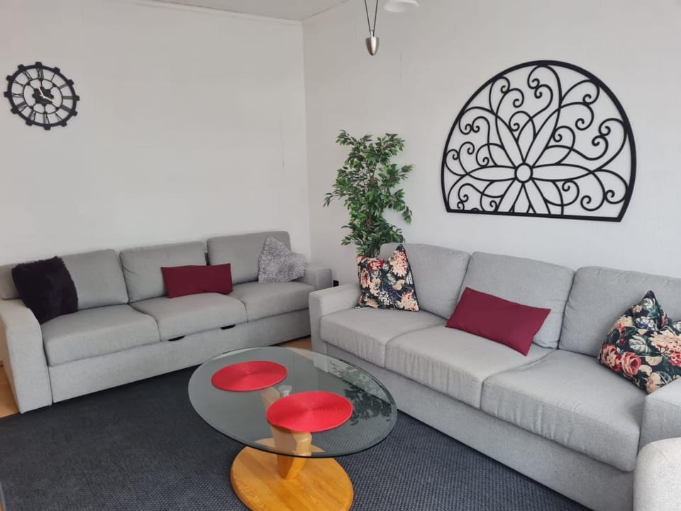 Apartment BOZ Solingen 100m2 Apartment in Wuppertal
