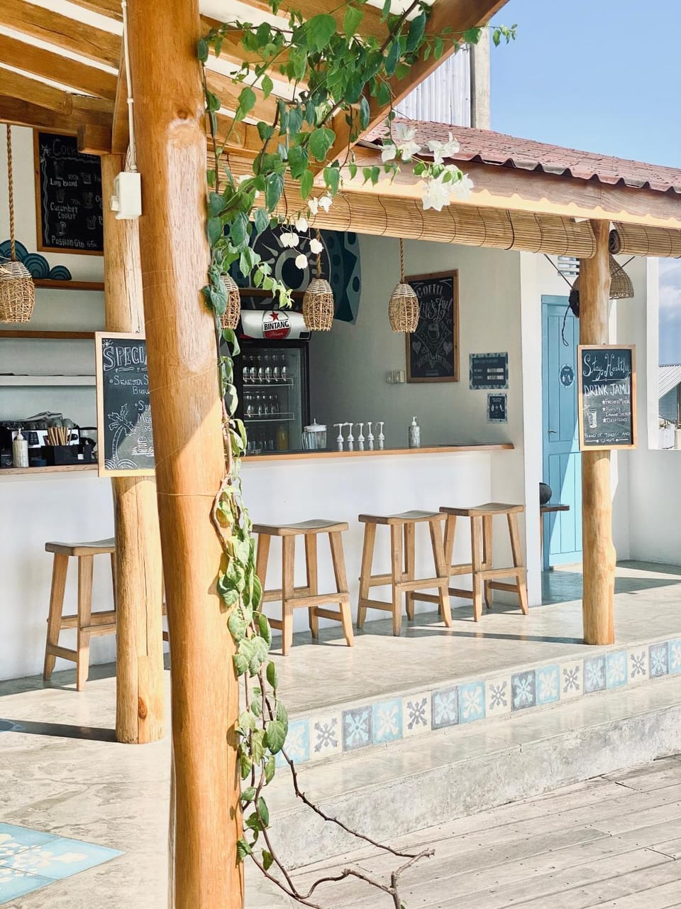 Lounge or bar
