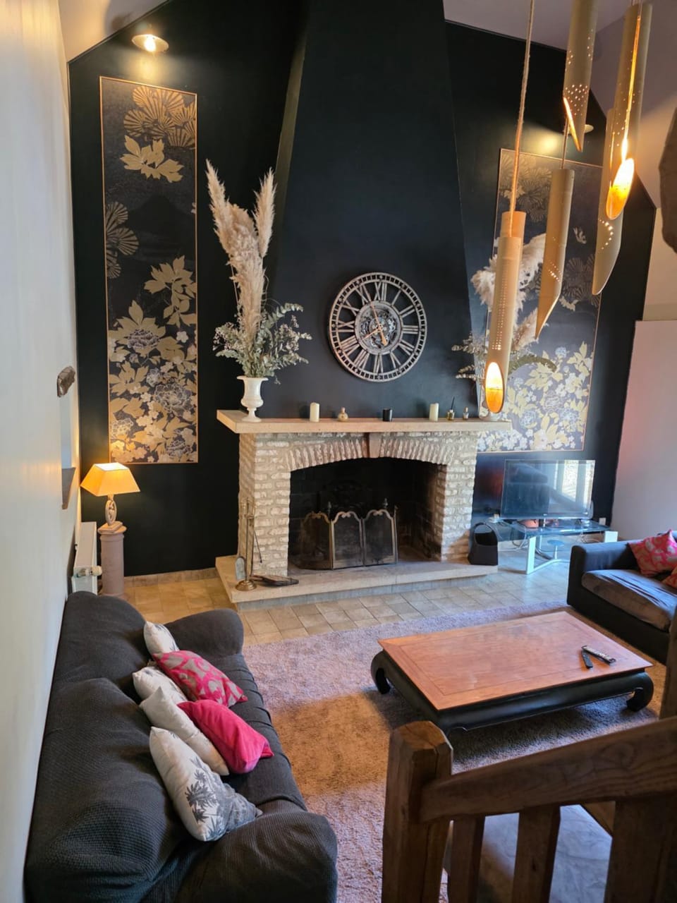 Communal lounge/ TV room