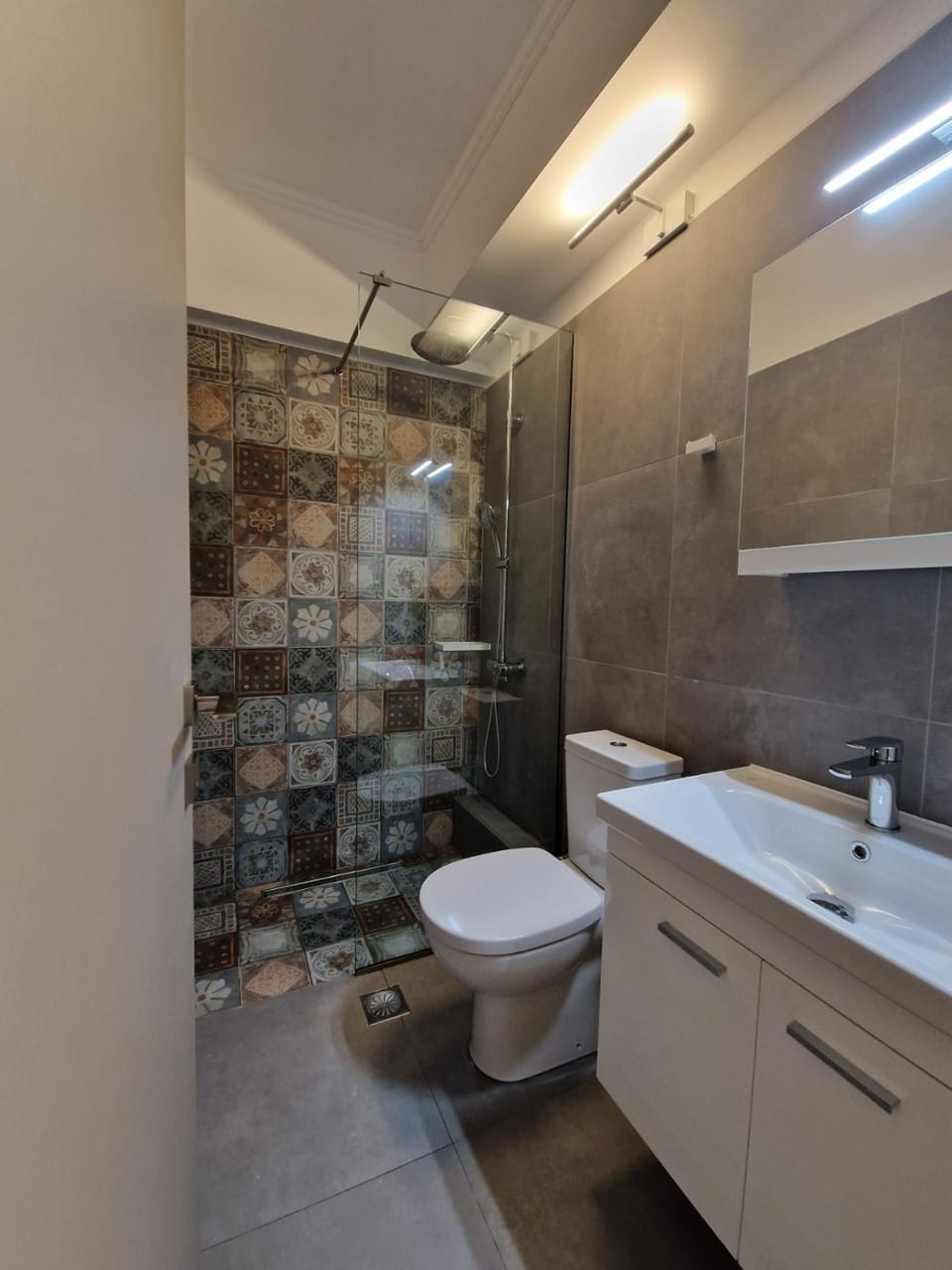Toilet, Bathroom