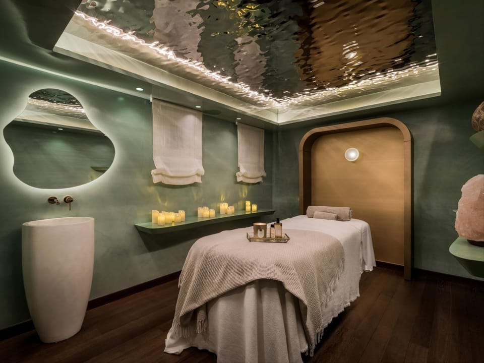 Bed, Massage, Sauna, Steam room, Spa and wellness centre/facilities, Photo of the whole room, towels