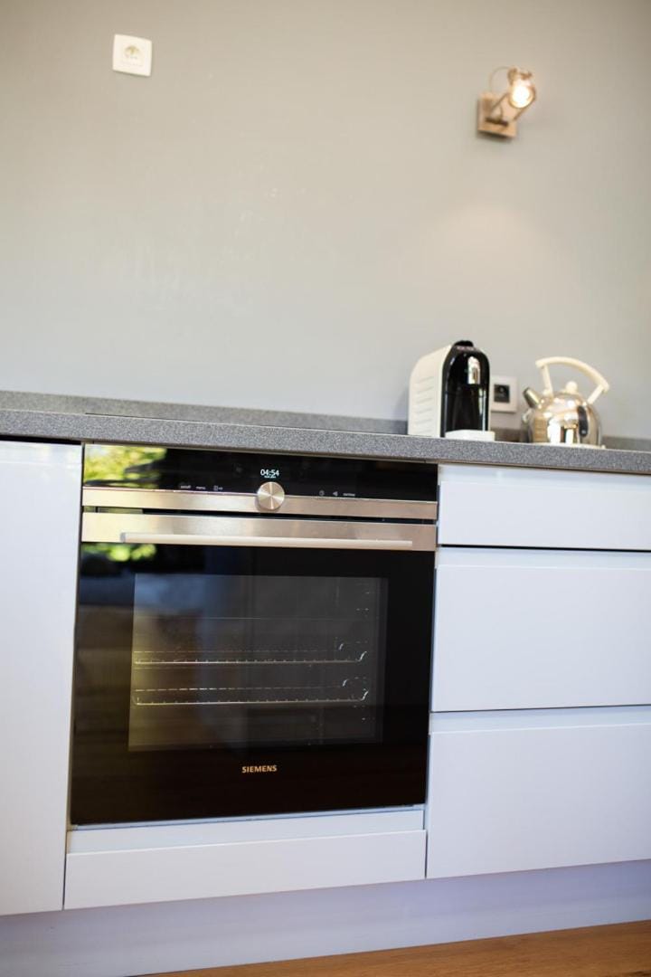 Coffee/tea facilities, Kitchen or kitchenette