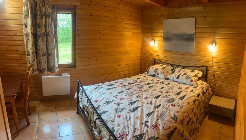 Chalets de l Empereur Campground/ 
RV Resort in Auvergne-Rhône-Alpes
