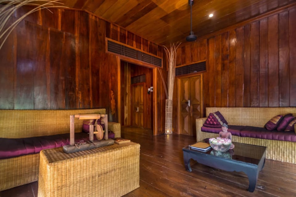 Massage, Massage, Living room, locker, locker