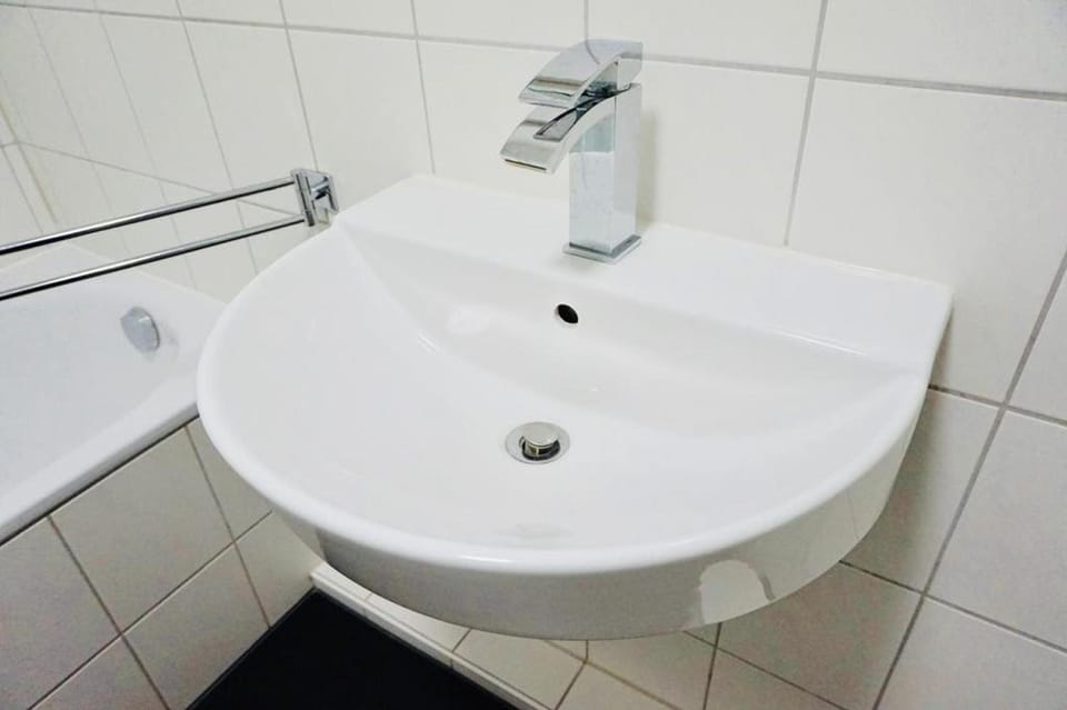 H N H Ferienwohnung Apartment in Lindau