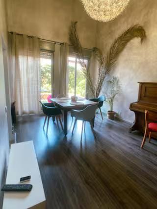 Seating area