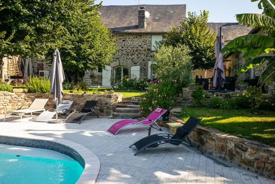 Les Tilleuls Bed and Breakfast in Nouvelle-Aquitaine