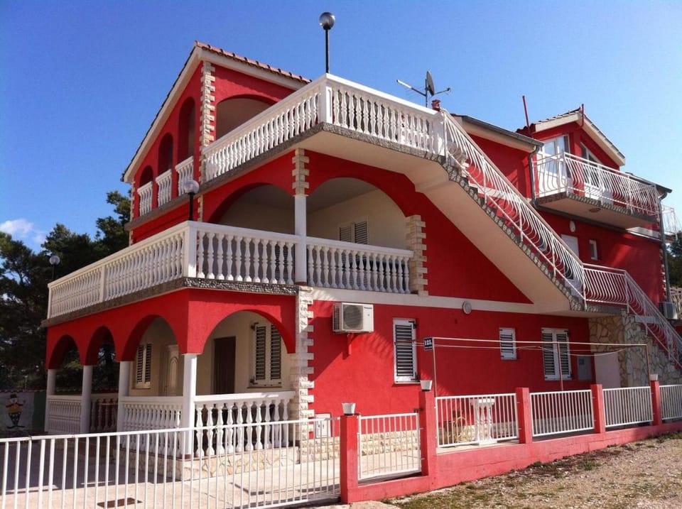 Lipovac resort Ficus Apartment in Šibenik