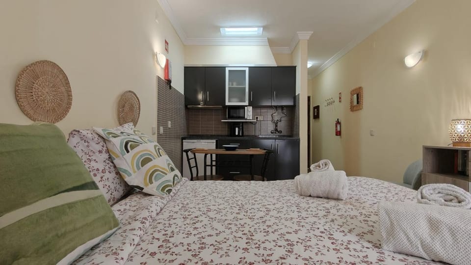 Property building, Living room, Bedroom