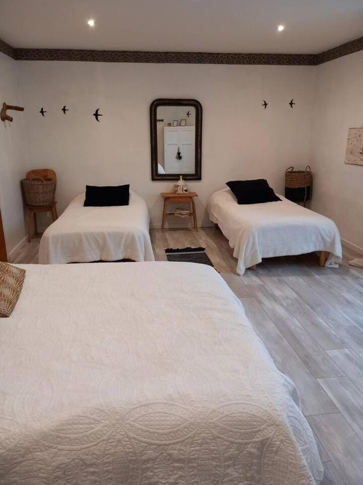 Les Tilleuls Bed and Breakfast in Auvergne-Rhône-Alpes