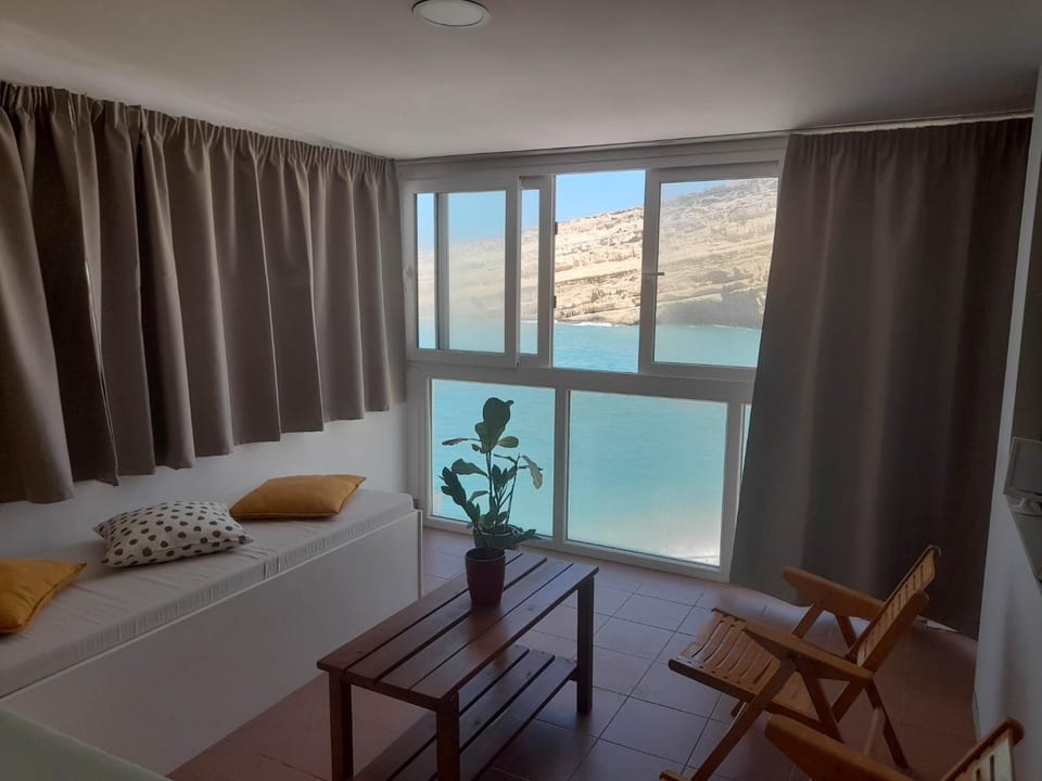 Beach View Matala Apartment in Crete