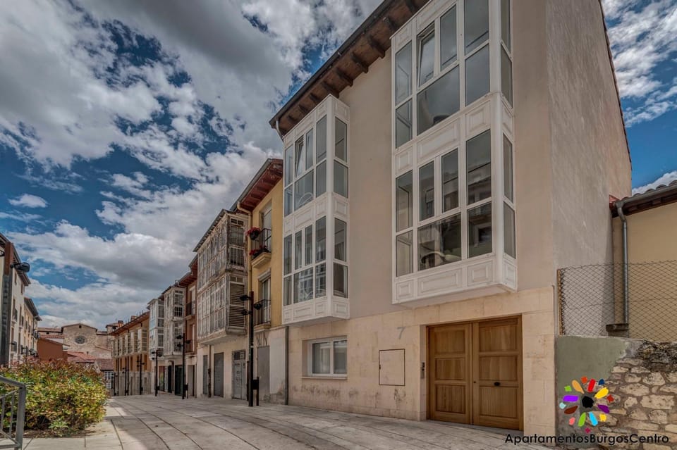 Property building, Facade/entrance, Neighbourhood