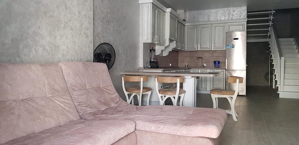 Грибовка Апартаменты 134, 137 Black Sea Bugaz Apartment in Odessa Oblast