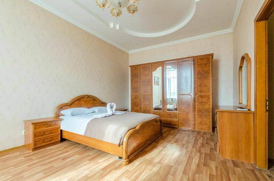 Шикарная видовая 2-комнатная квартира в Центре Киева Apartment in Kiev City - Kyiv
