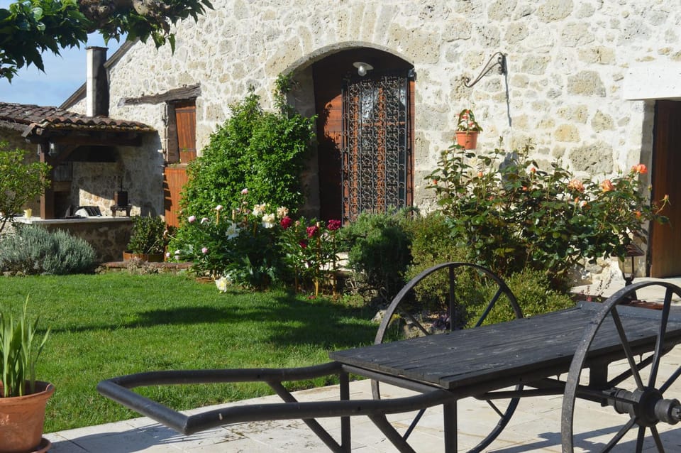 Ellesmere Bed and Breakfast in Occitanie