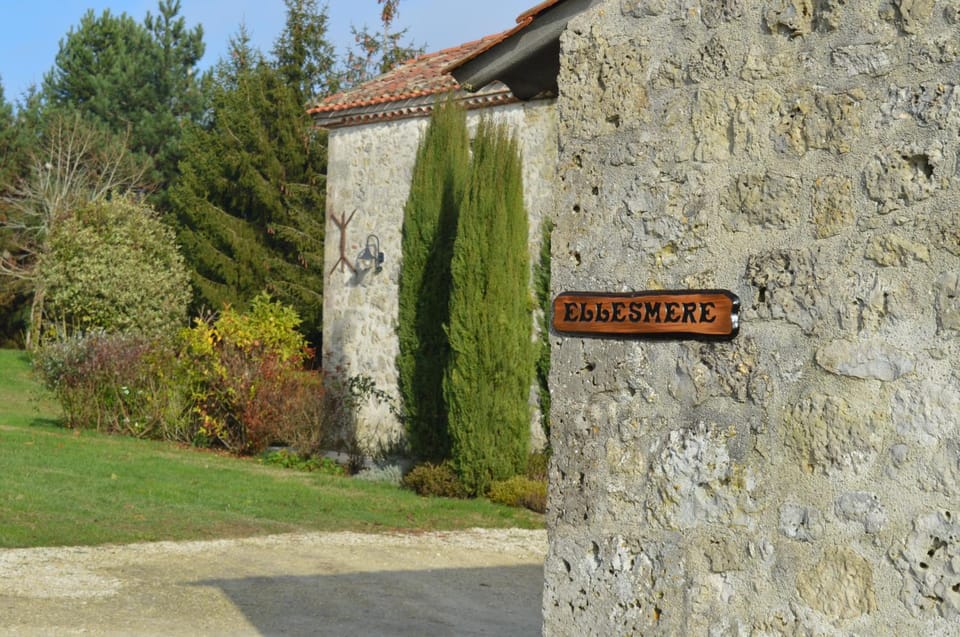 Ellesmere Bed and Breakfast in Occitanie