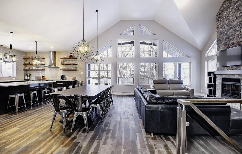 Chalet 06 Chemin Blanc by Les Chalets Alpins Chalet in Quebec