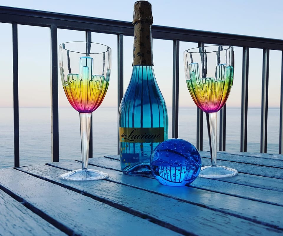 Balcony/Terrace, Drinks