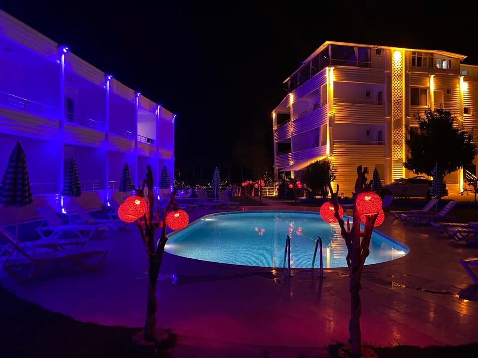 Property building, Swimming pool