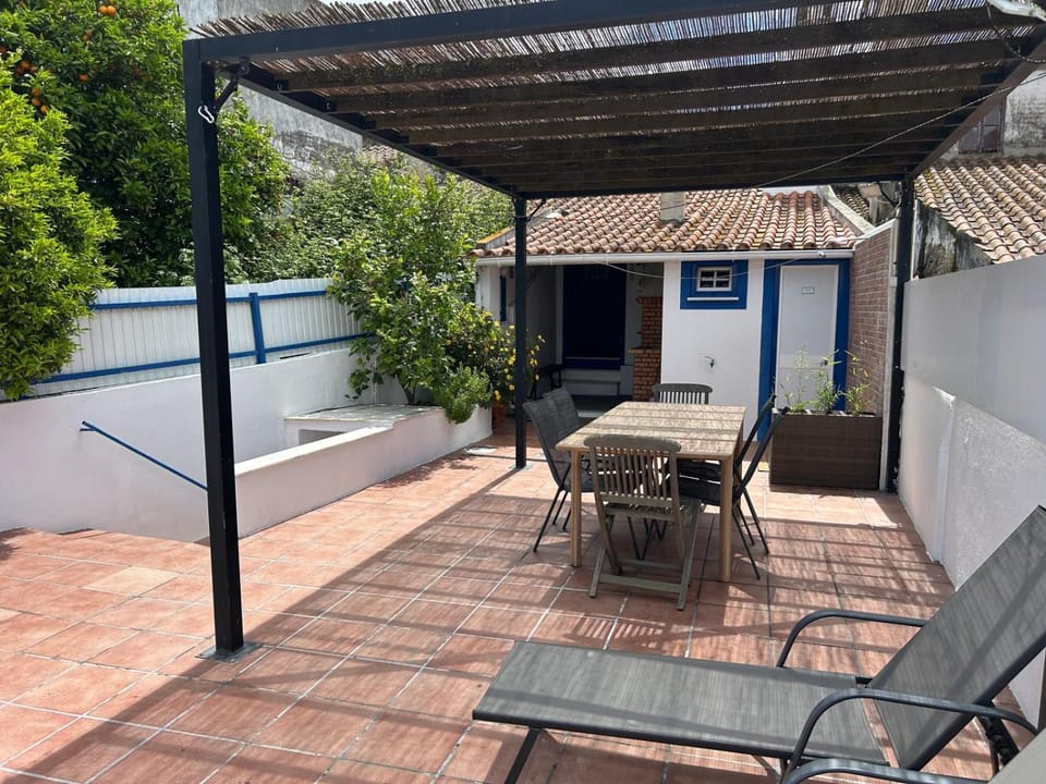 Patio, View (from property/room), Balcony/Terrace, Dining area, sunbed