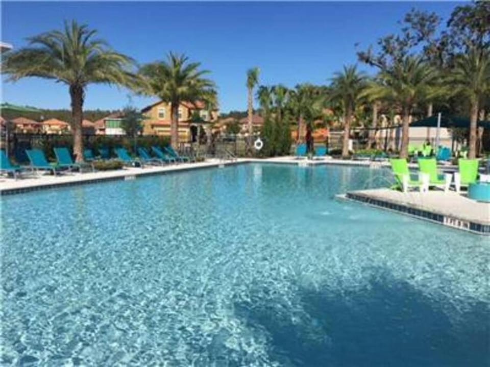 Spectacular big house, 4 Bedrooms, private pool House in Kissimmee