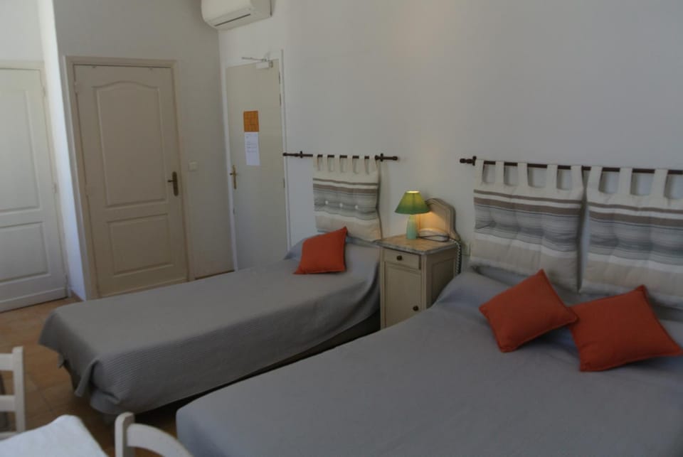Hôtel Castel Mistral Hotel in Antibes