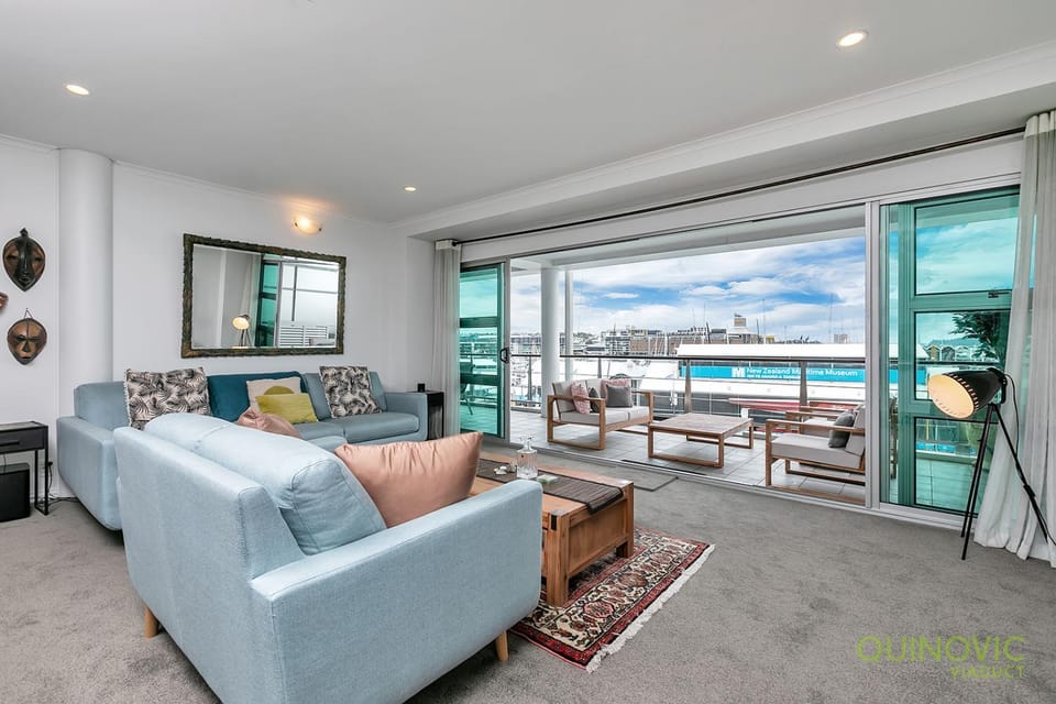 QV Stays Spacious Waterfront Suite Apartment in Auckland