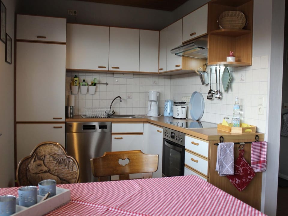 Kitchen or kitchenette, Living room