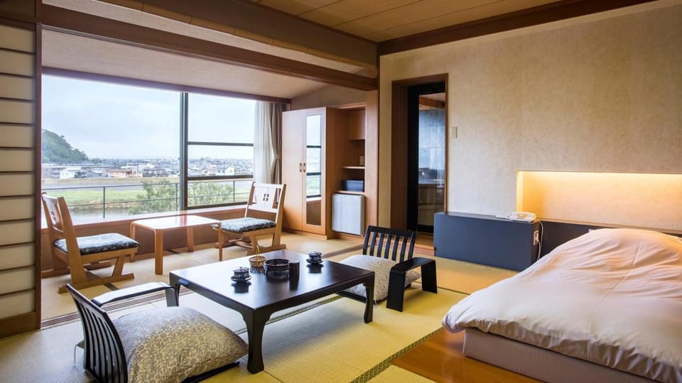 Fugaku Hanabusa Ryokan in Shizuoka Prefecture