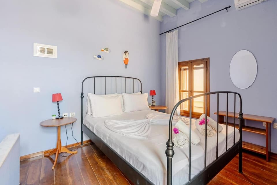 Serene House,Beautiful Garden in Old Town House in Rhodes